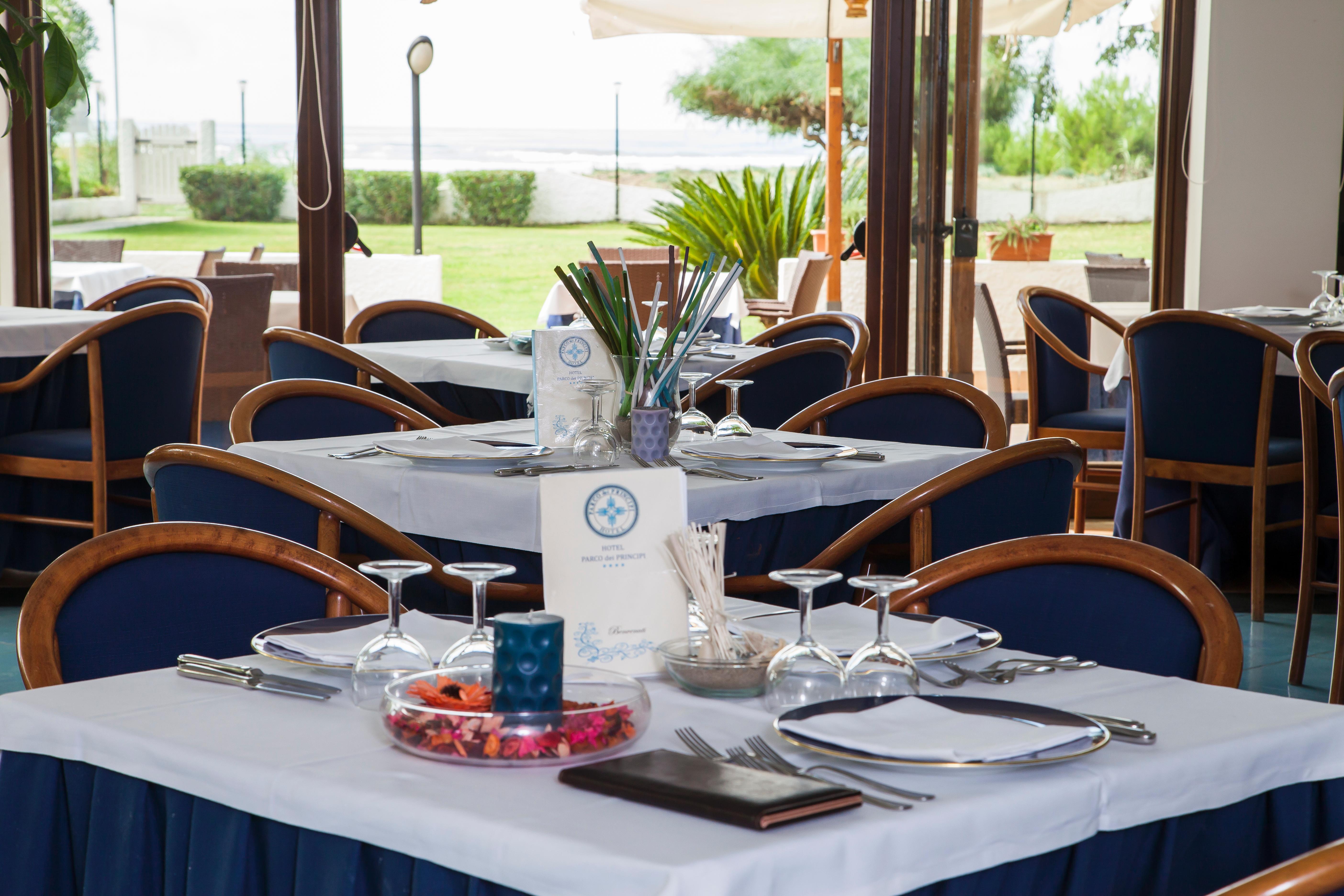Hotel Parco Dei Principi Paestum Esterno foto