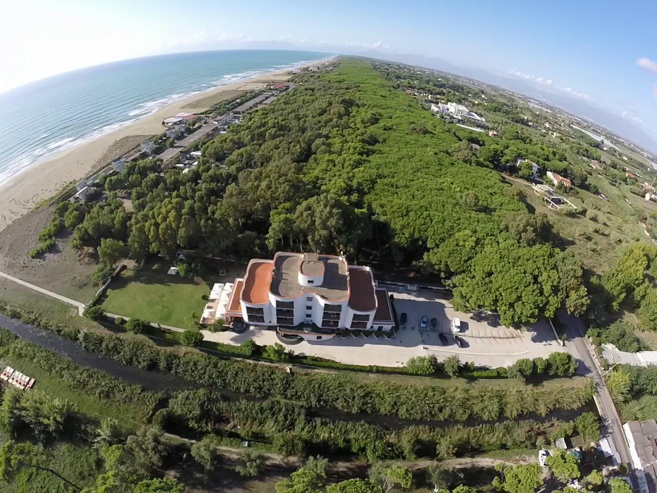 Hotel Parco Dei Principi Paestum Esterno foto
