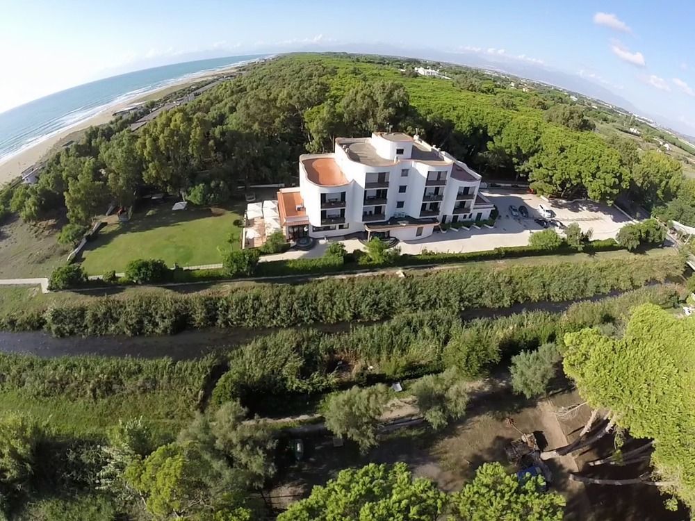 Hotel Parco Dei Principi Paestum Esterno foto