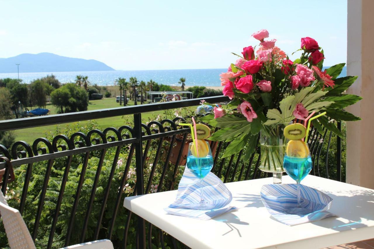 Hotel Parco Dei Principi Paestum Esterno foto