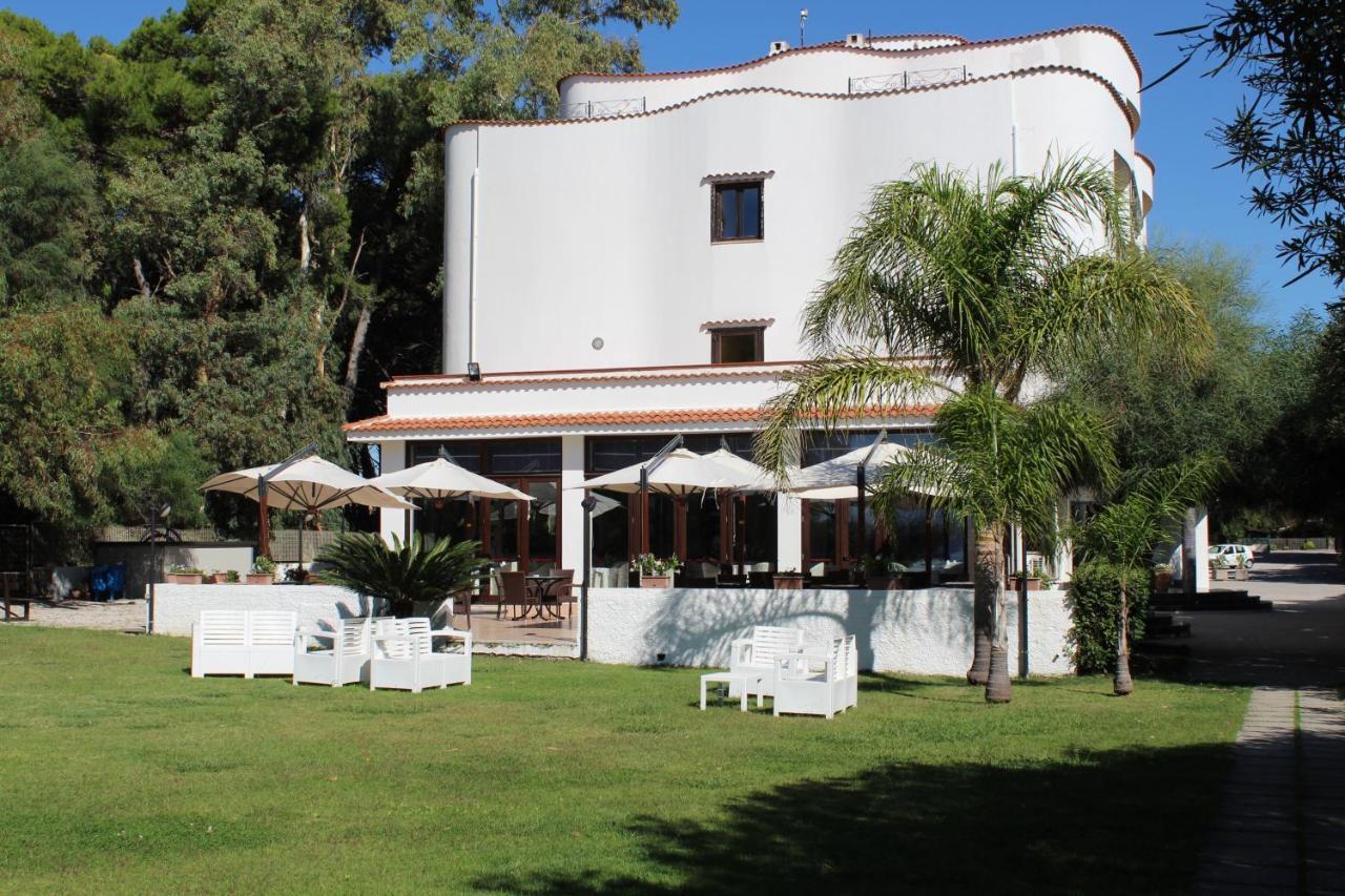 Hotel Parco Dei Principi Paestum Esterno foto
